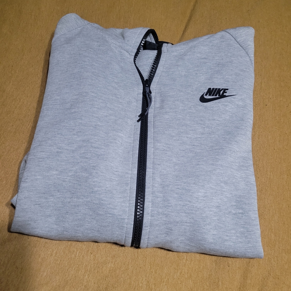 Nike Gray Zip-Up Hoodie - Picture 9 of 9
